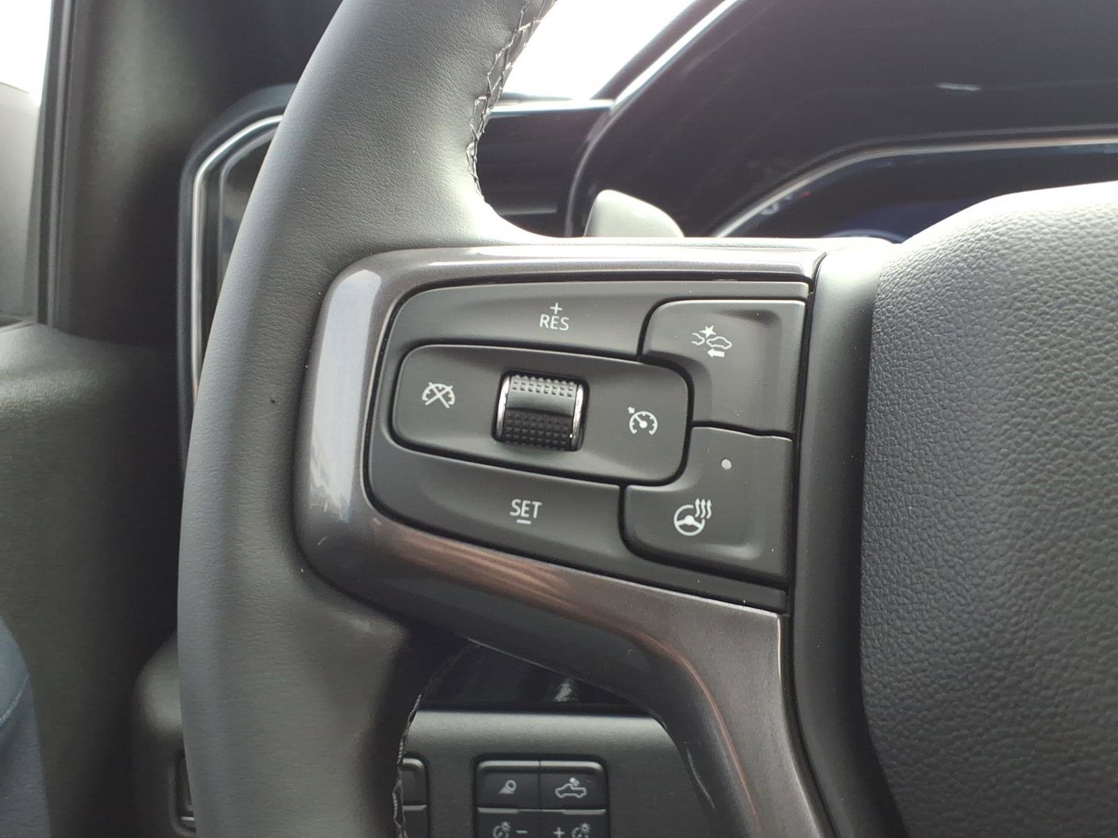 Used 2025 Chevrolet Silverado 1500 High Country w/ Z71 Off-Road Package AWD/4WD image 25