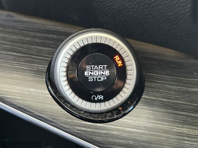 Certified 2024 Jeep Wagoneer Series II image 17