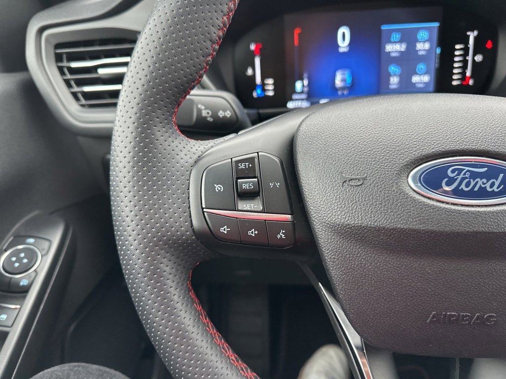 Used 2023 Ford Escape ST-Line image 40