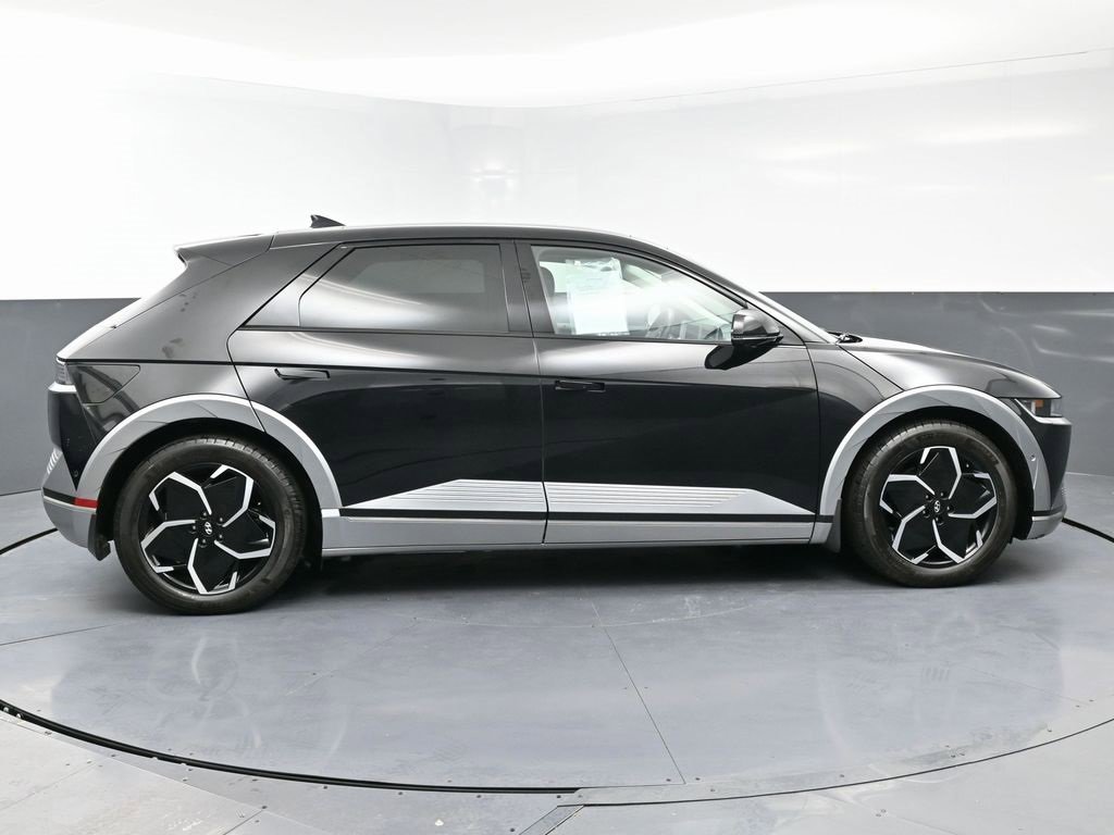 Used 2024 Hyundai Ioniq 5 Limited image 8