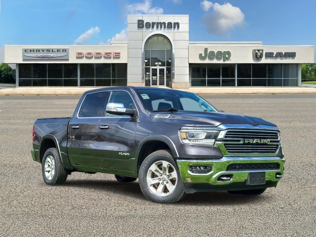 Used 2022 RAM 1500 Laramie AWD/4WD image 1