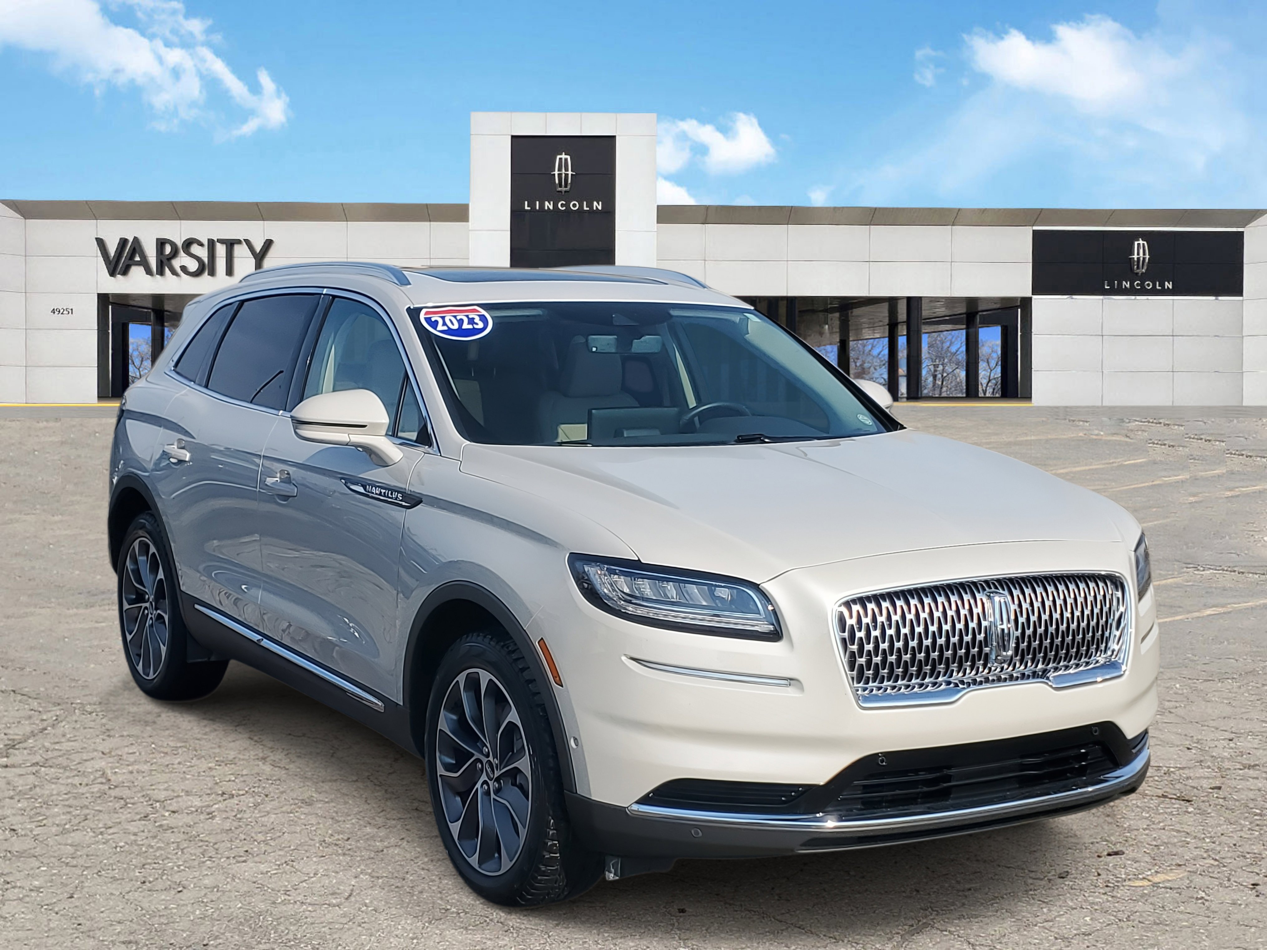 Certified 2023 Lincoln Nautilus Reserve w/ Equipment Group 201A image 1