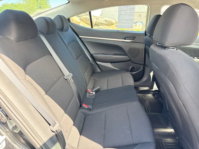 Used 2020 Hyundai Elantra SE w/ Cargo Package (C1) FWD image 14
