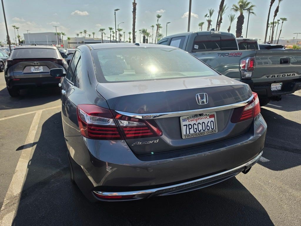 Used 2016 Honda Accord EX-L image 2