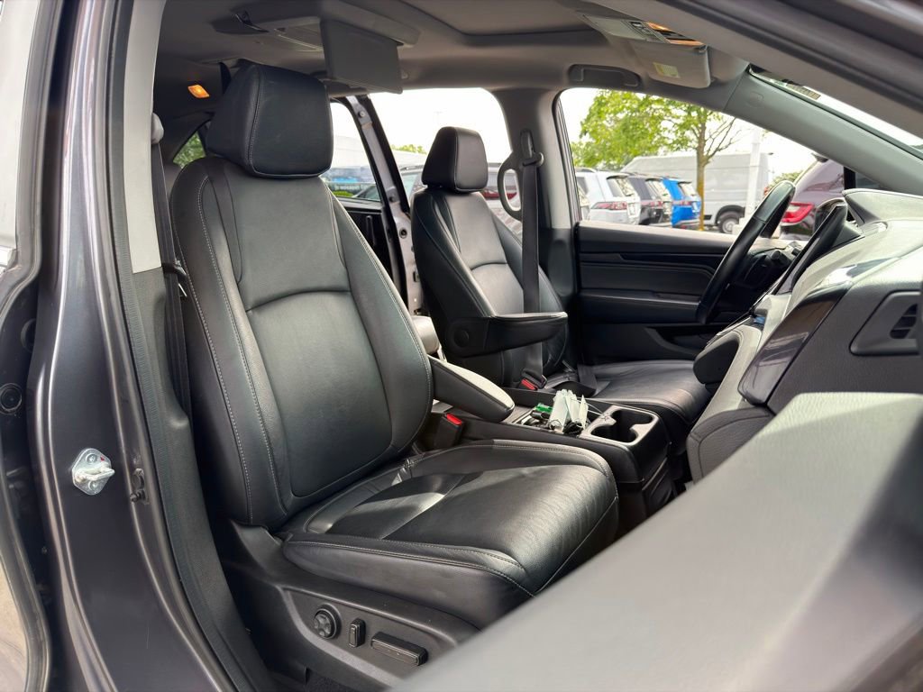 Used 2021 Honda Odyssey Touring image 45