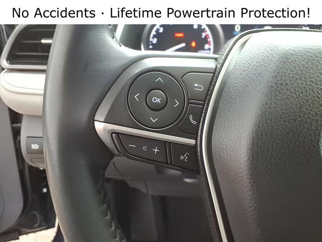 Used 2022 Toyota Camry XLE image 16