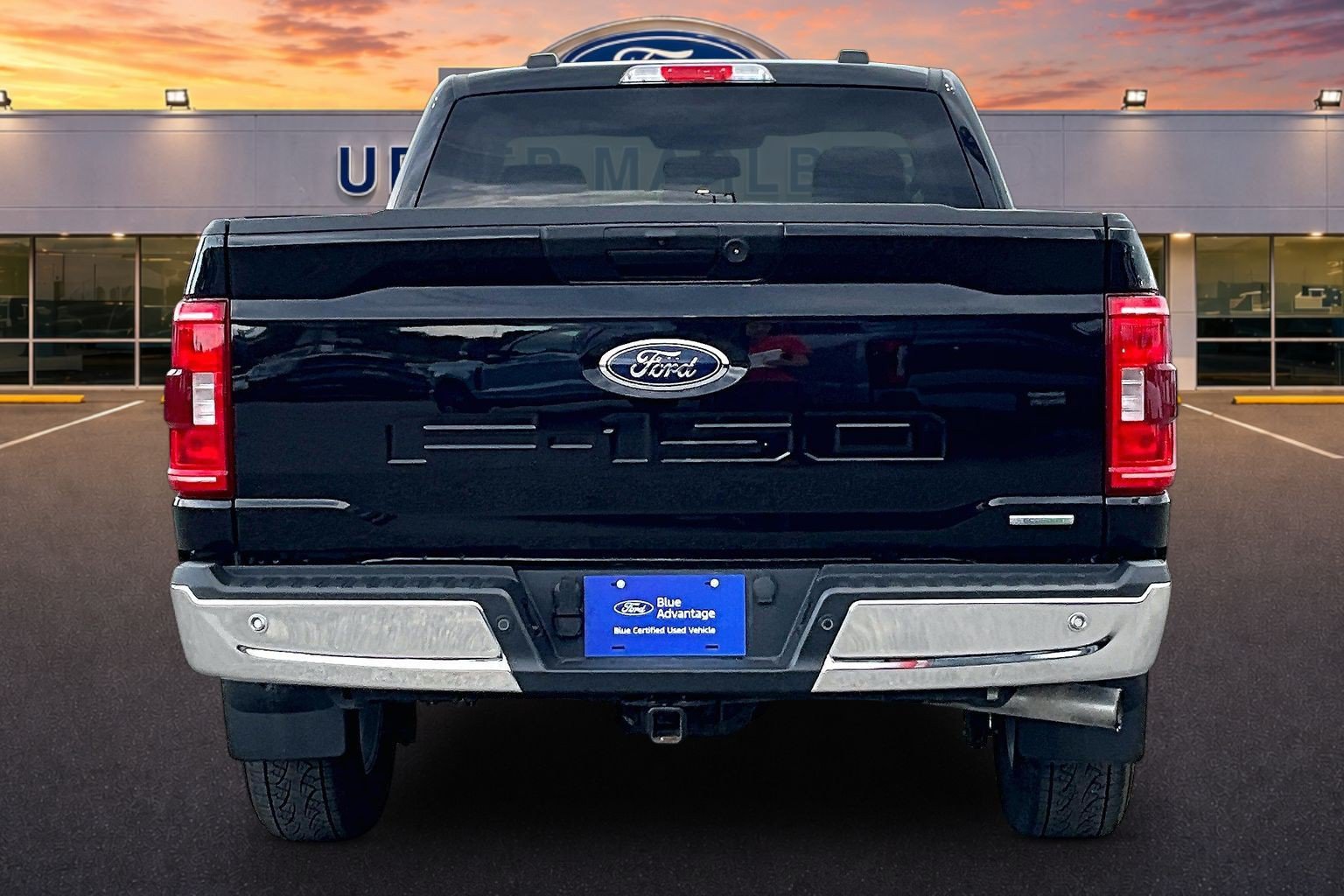 Certified 2022 Ford F150 XLT w/ Equipment Group 301A Mid AWD/4WD image 4