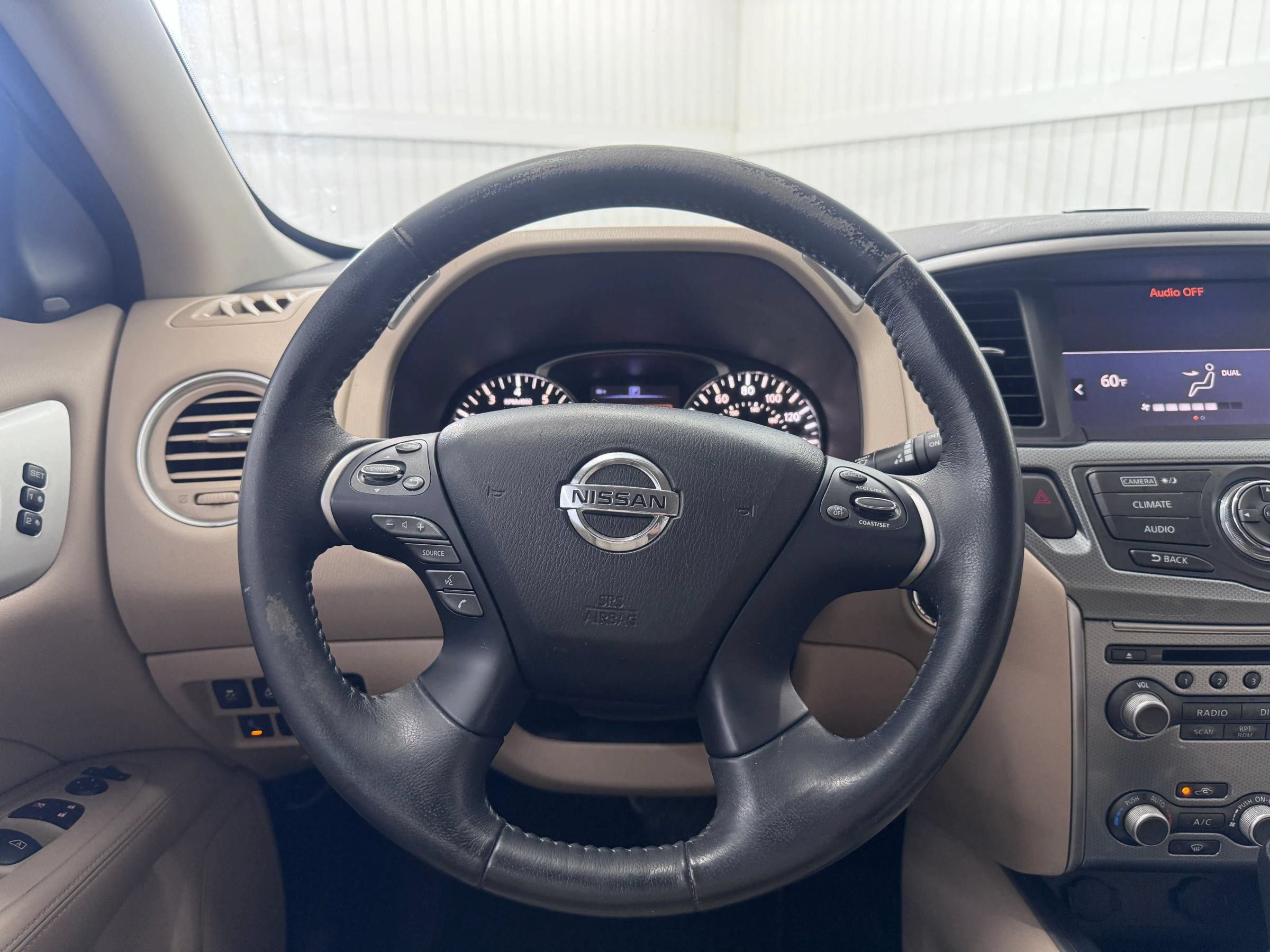 Used 2017 Nissan Pathfinder SL FWD image 20
