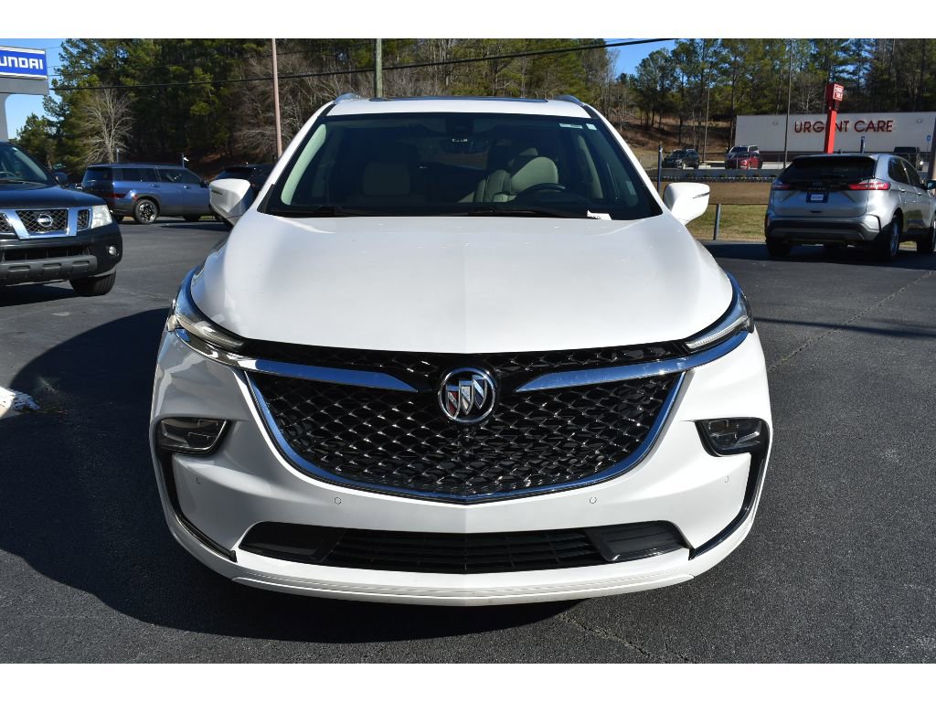 Used 2023 Buick Enclave Avenir w/ Avenir Technology Package image 7