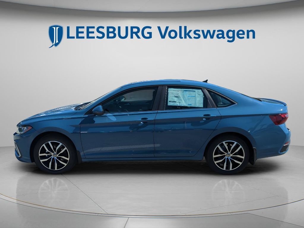 New 2026 Volkswagen Jetta SE FWD image 11