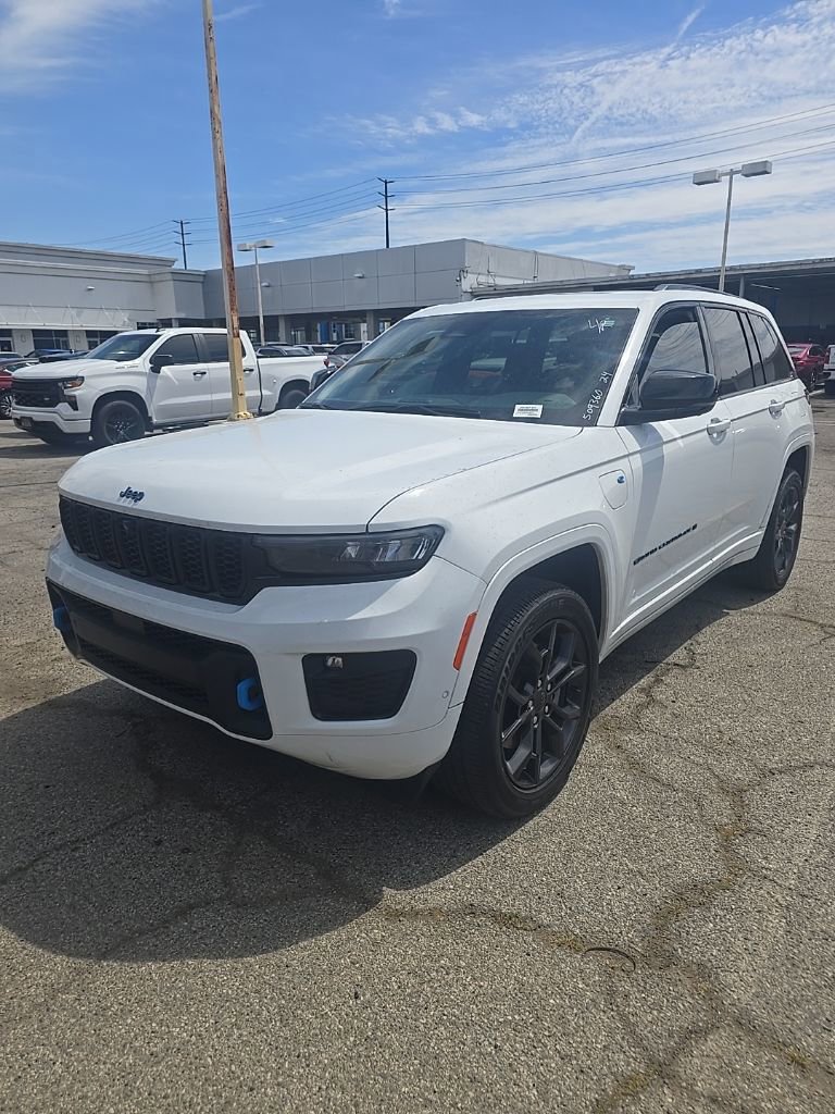 Used 2024 Jeep Grand Cherokee Limited 4xe image 1