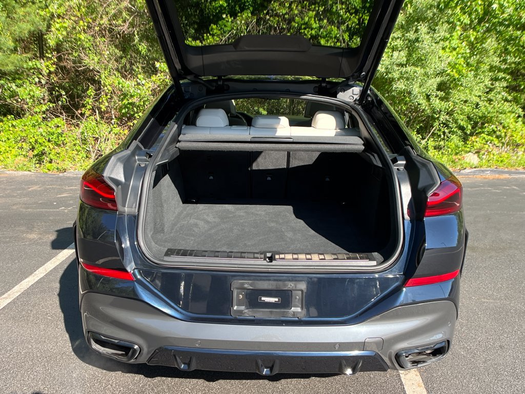 Used 2021 BMW X6 M50i w/ Executive Package AWD/4WD image 23