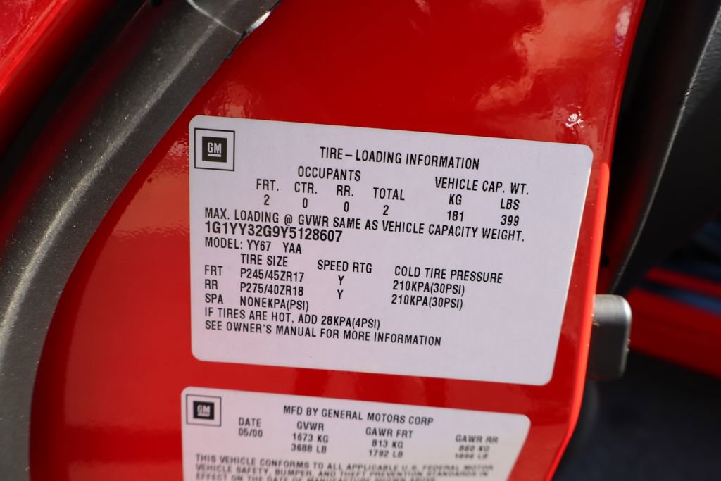 Used 2000 Chevrolet Corvette Convertible image 39