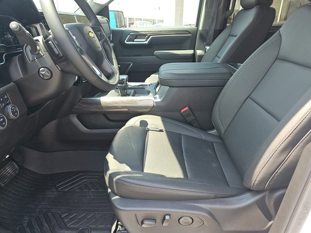 New 2025 Chevrolet Silverado 1500 LTZ image 11