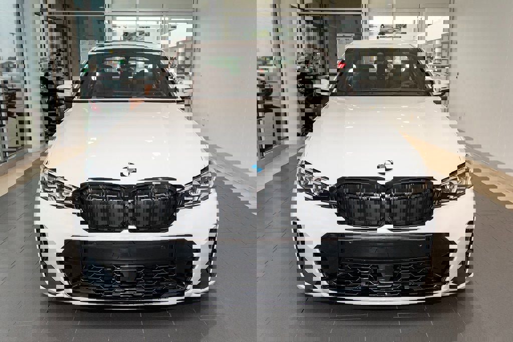 Used 2026 BMW 330i xDrive 330i xDrive w/ M Sport Package image 2