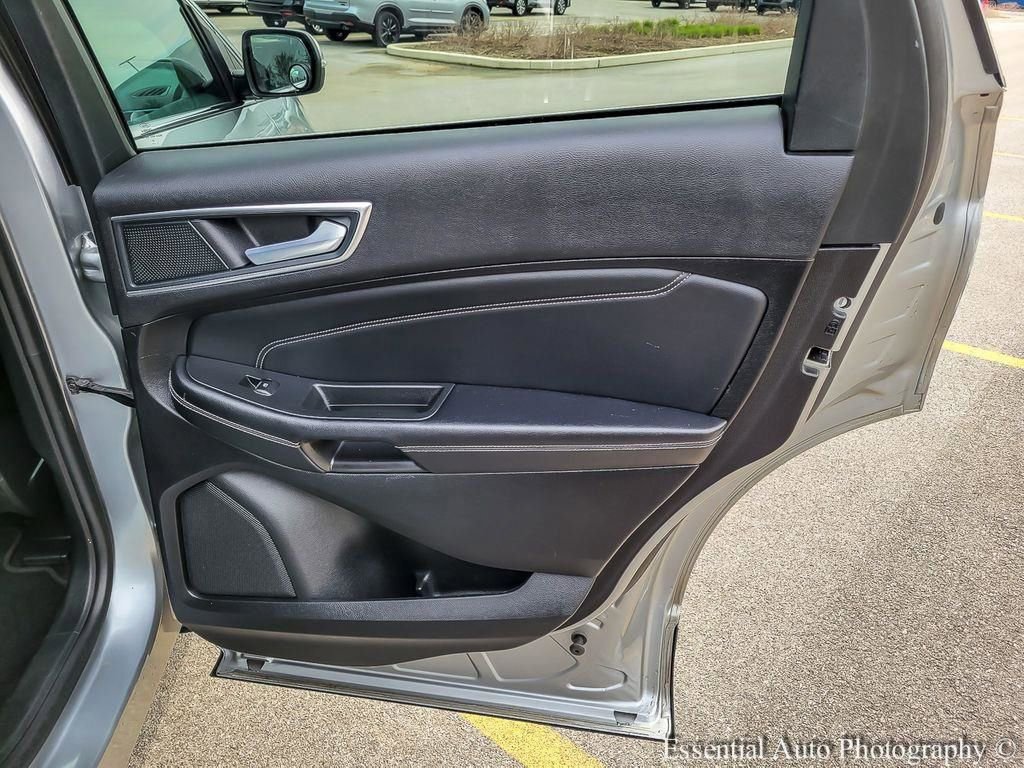 Used 2024 Ford Edge Titanium AWD/4WD image 30