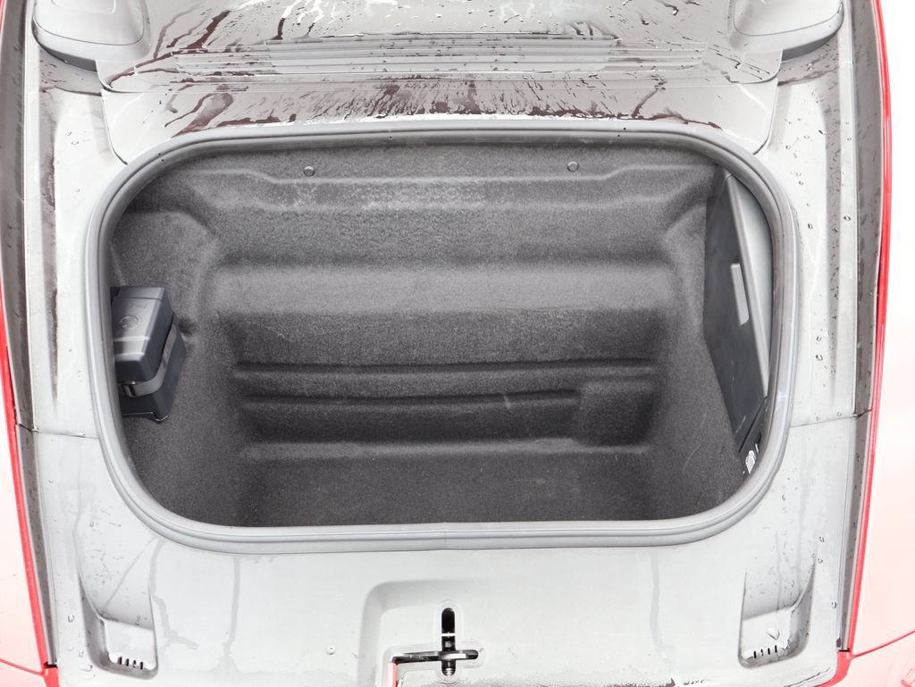 Certified 2025 Porsche 911 Carrera RWD image 15
