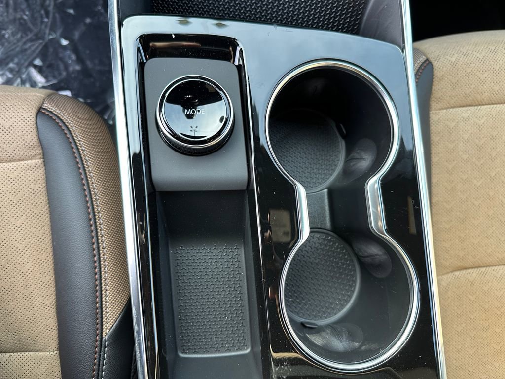 New 2026 Chevrolet Equinox ACTIV w/ Safety and Technology Package image 21