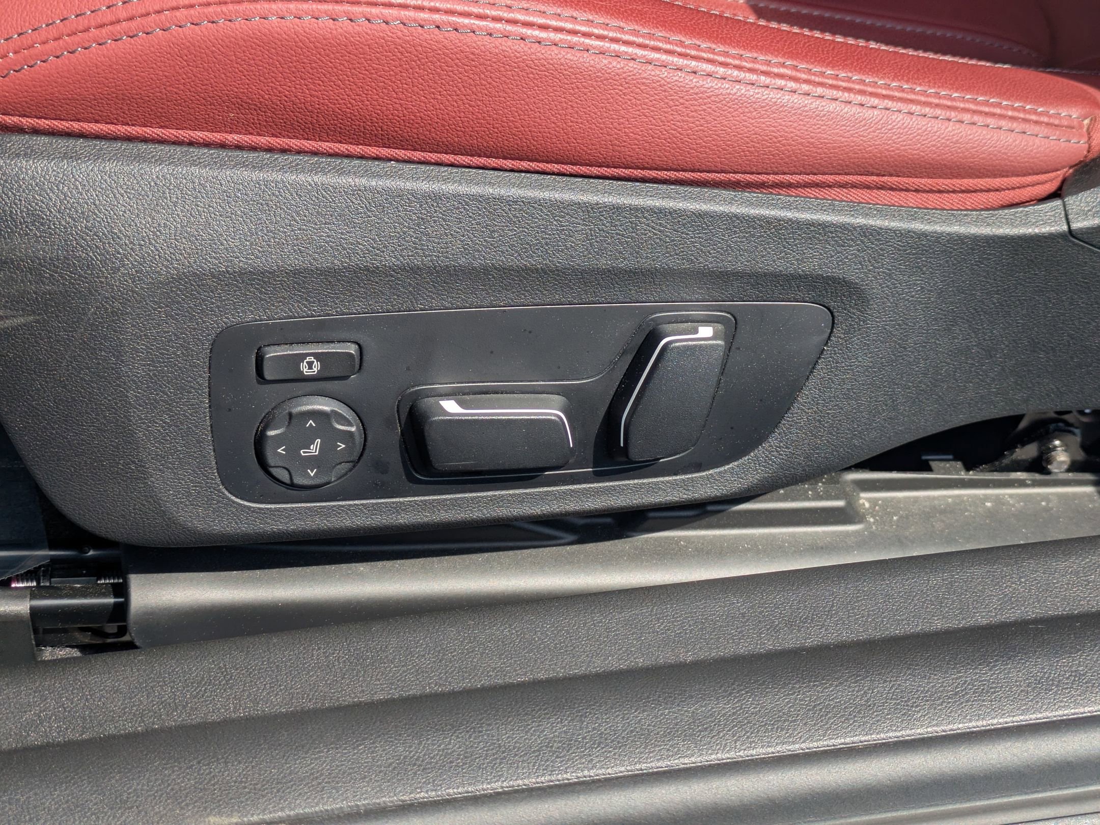 Used 2024 BMW M240i xDrive Coupe w/ Premium Package image 14