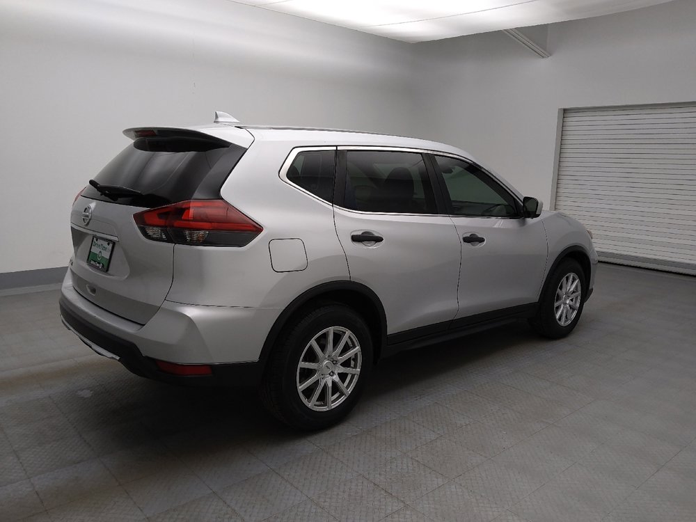 Used 2019 Nissan Rogue S image 10