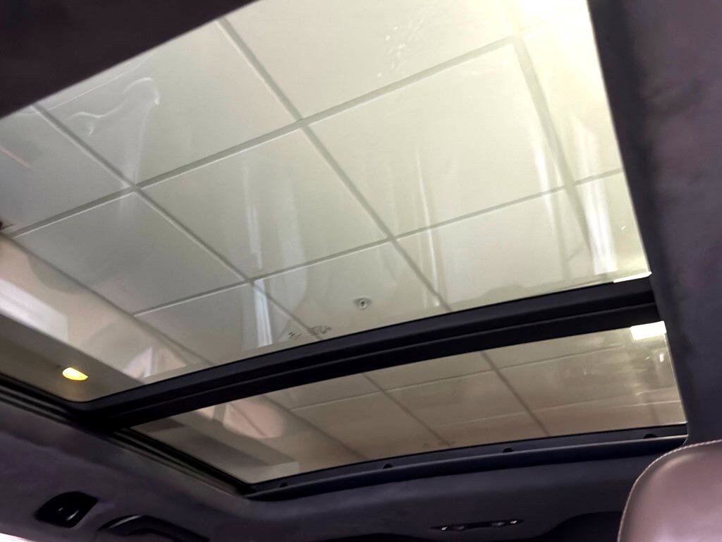 Used 2019 Audi Q8 Prestige image 16