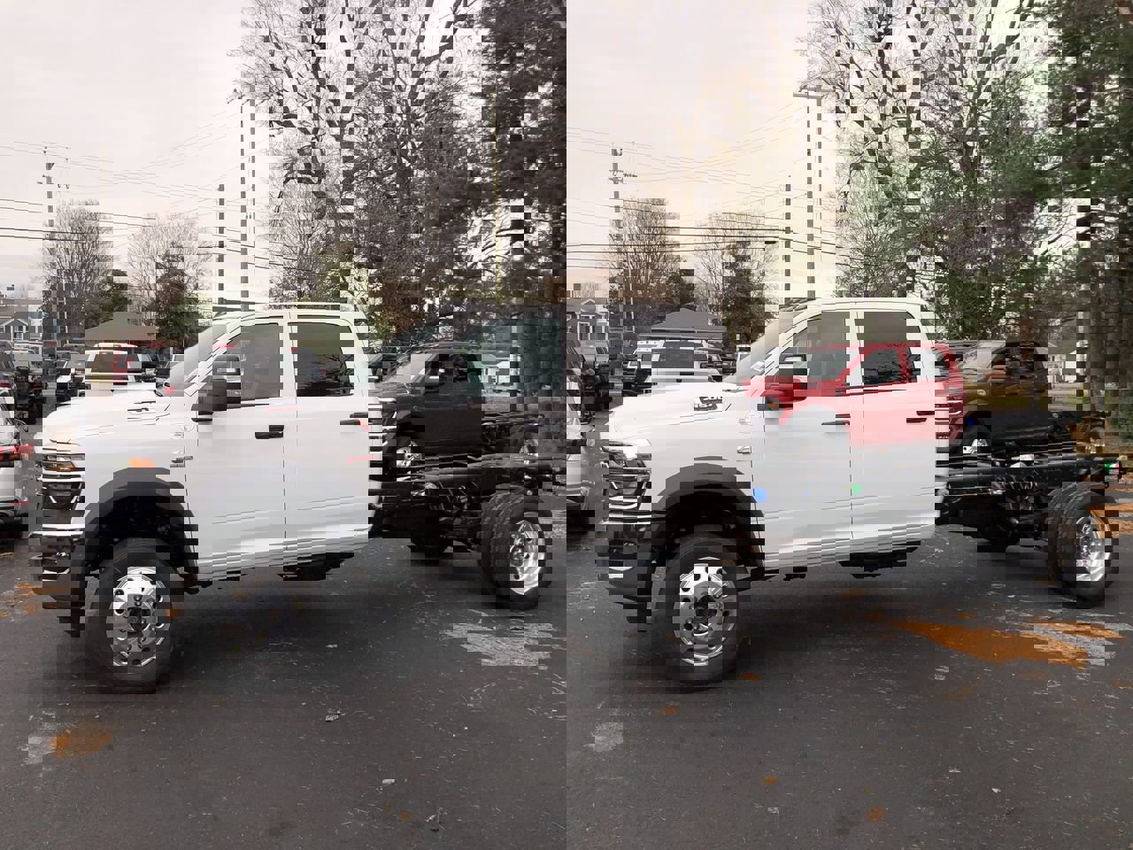 New 2026 RAM 4500 Tradesman image 3