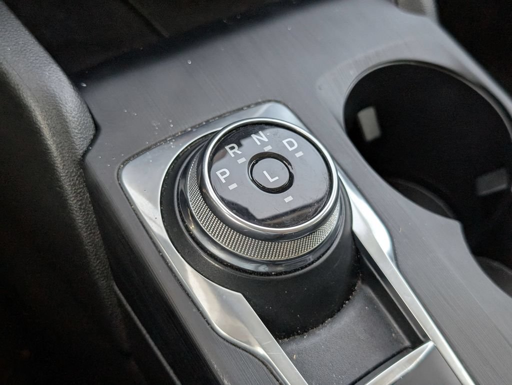 Used 2025 Ford Escape Active AWD/4WD image 46
