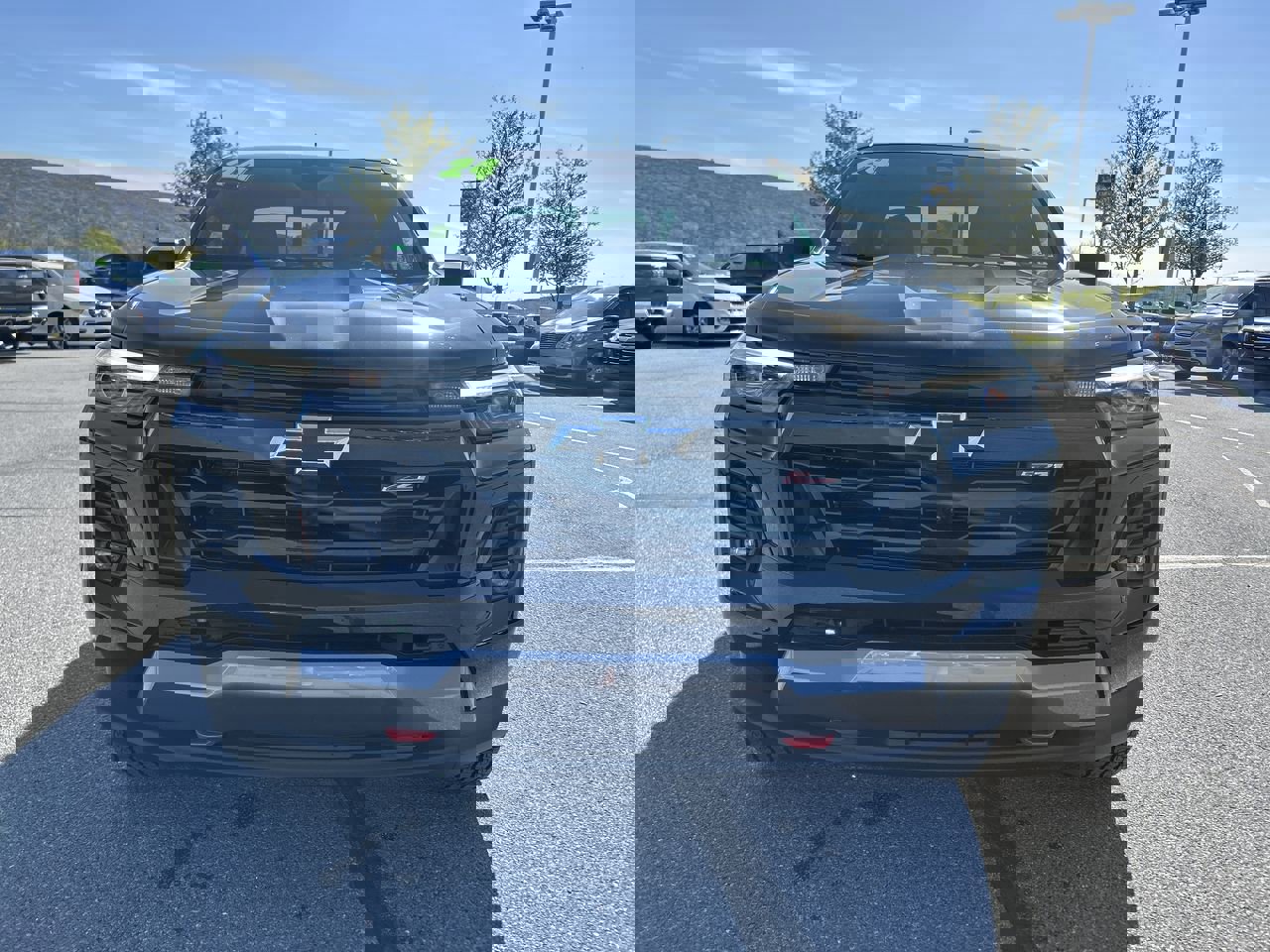 Used 2024 Chevrolet Colorado Z71 w/ Z71 Convenience Package 2 AWD/4WD image 14