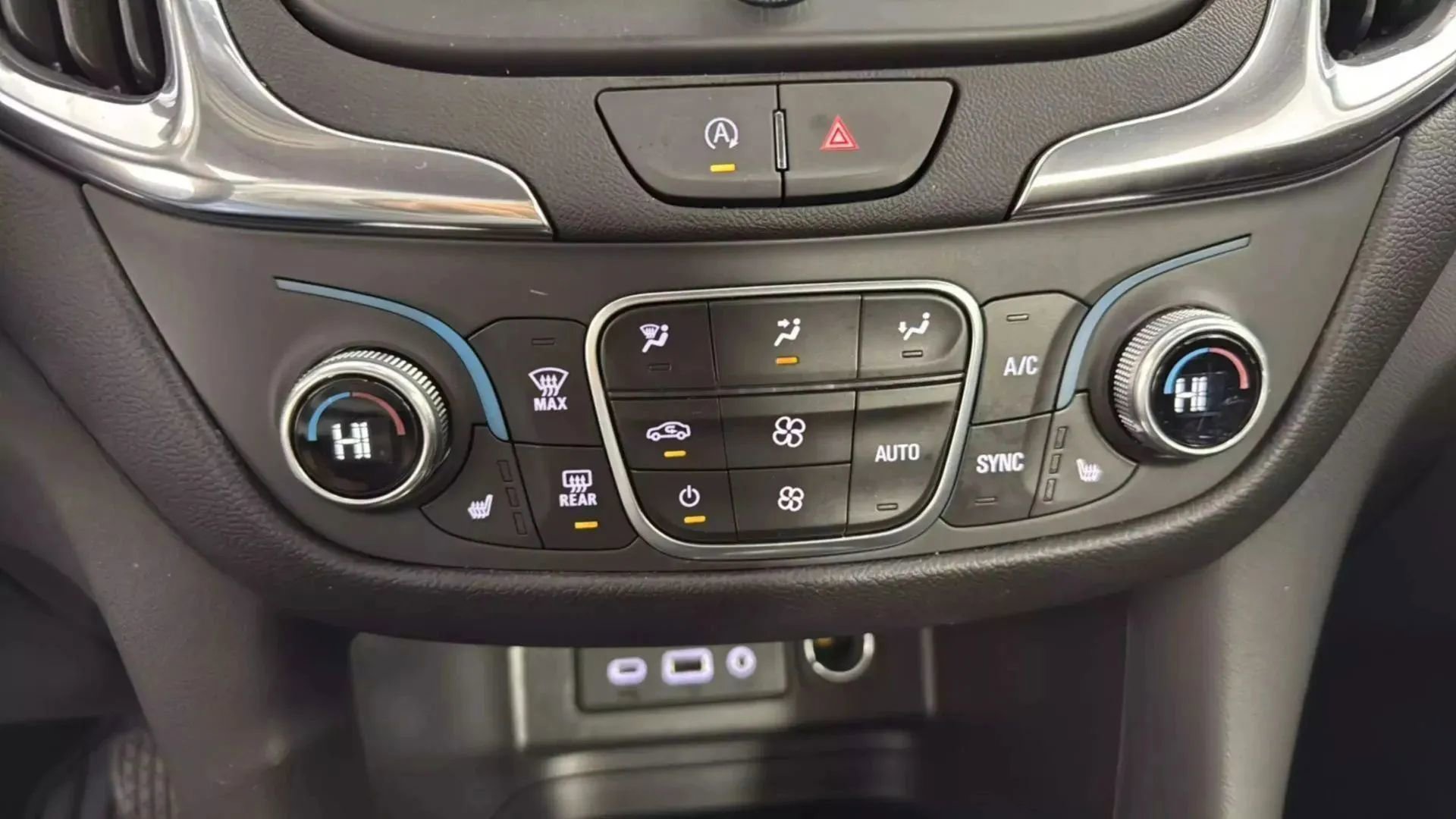 Used 2024 Chevrolet Equinox LT image 21