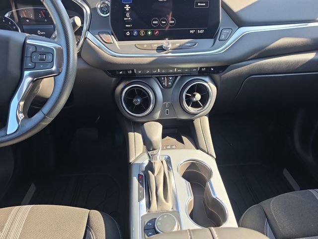 Used 2024 Chevrolet Blazer LT w/ Convenience Package FWD image 11
