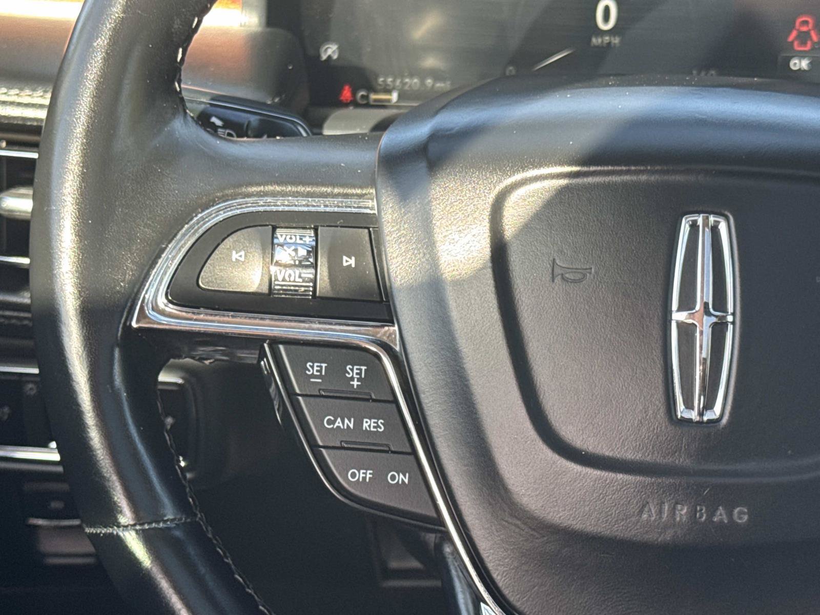 Used 2023 Lincoln Nautilus Reserve AWD/4WD image 10