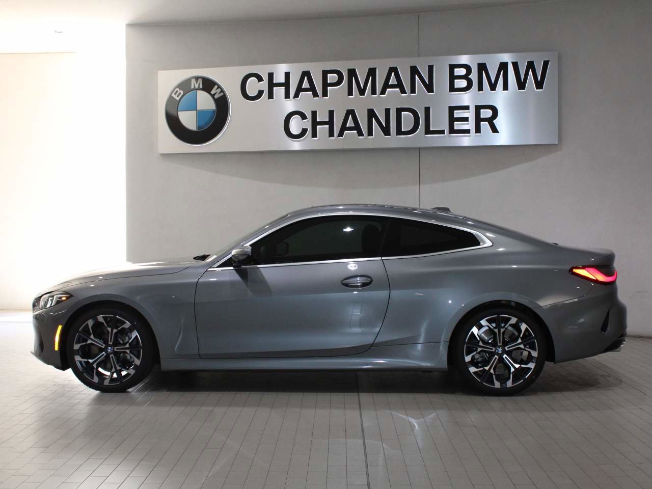 Used 2026 BMW 430i Coupe w/ Parking Assistance Package image 3