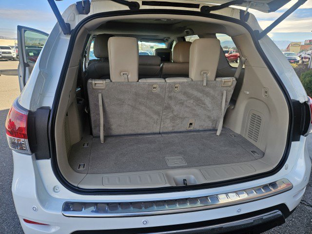 Used 2014 Nissan Pathfinder Platinum w/ Platinum Premium Package image 24