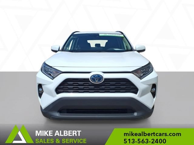 Used 2021 Toyota RAV4 XLE AWD/4WD image 2