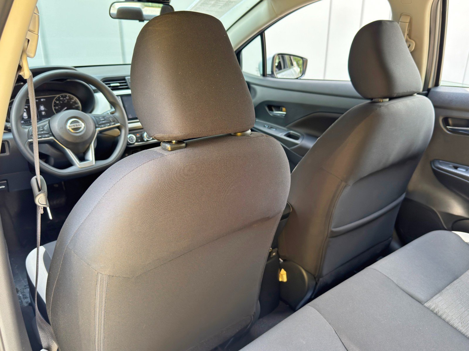 Used 2021 Nissan Versa SV FWD image 28