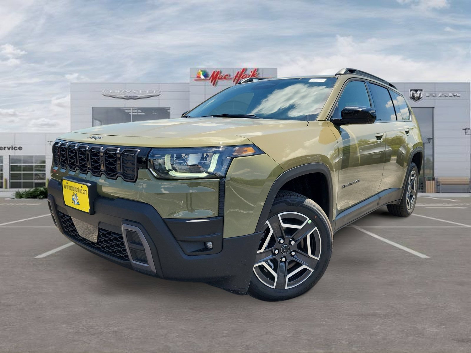 New 2026 Jeep Cherokee Laredo AWD/4WD image 1