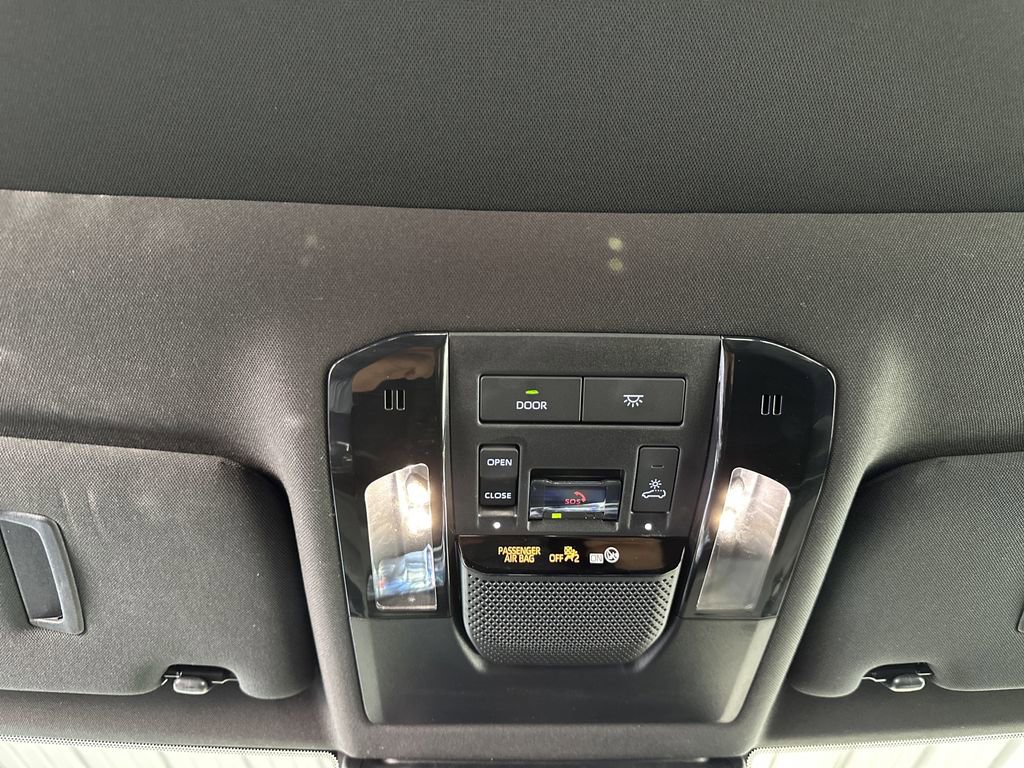 Used 2025 Lexus GX 550 w/ Cold Area Package image 26