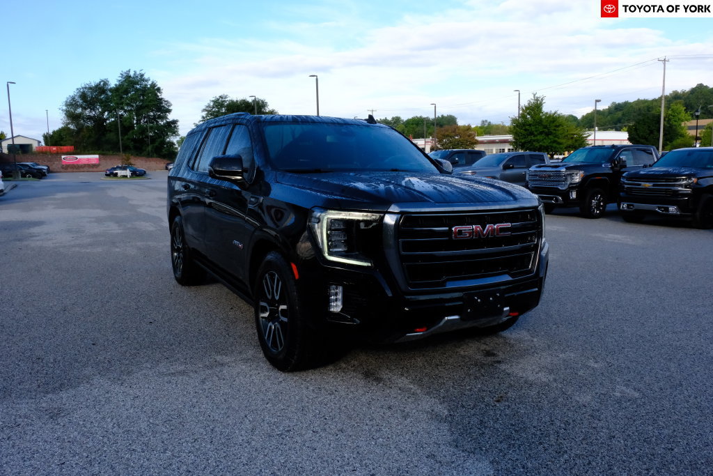 Used 2023 GMC Yukon AT4 w/ AT4 Premium Plus Package AWD/4WD image 1