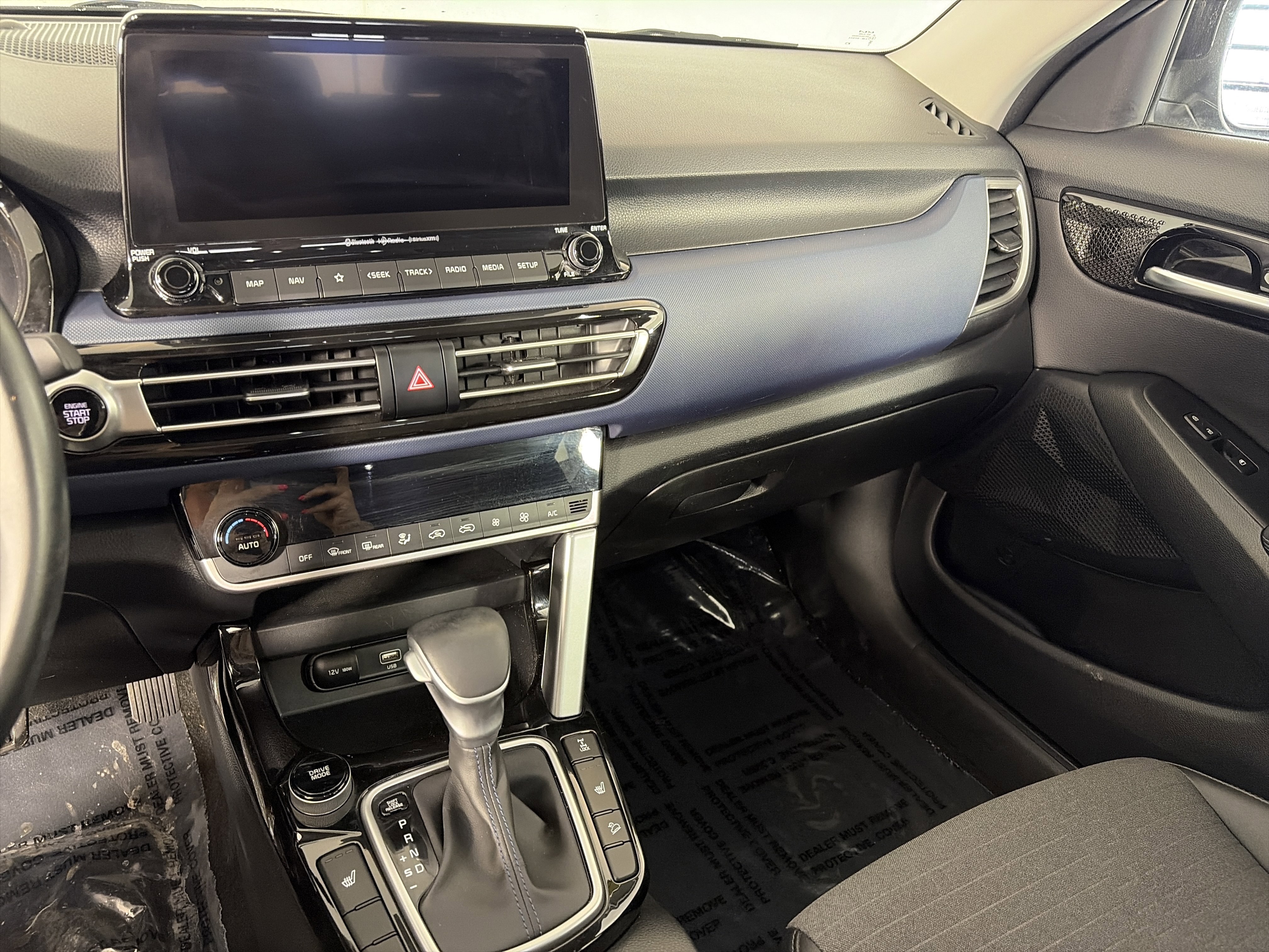 Certified 2023 Kia Seltos Nightfall Edition image 4