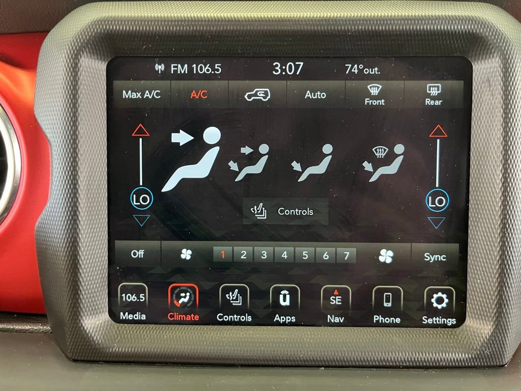Used 2021 Jeep Wrangler Rubicon AWD/4WD image 40