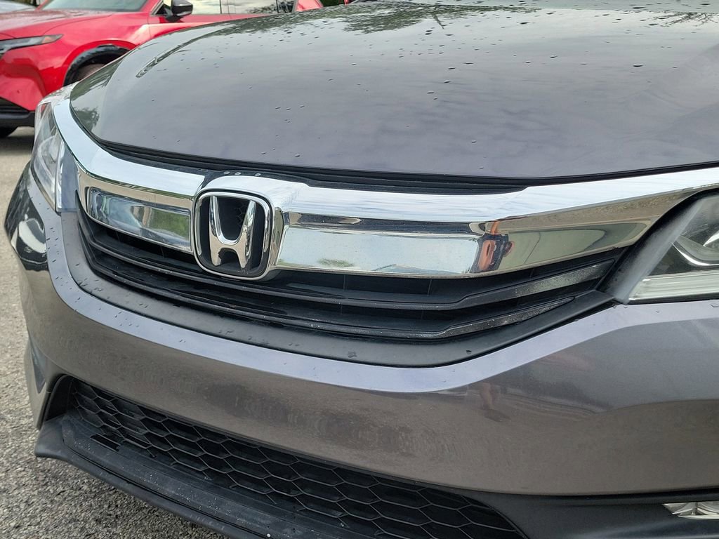 Used 2017 Honda Accord Sport Special Edition image 3