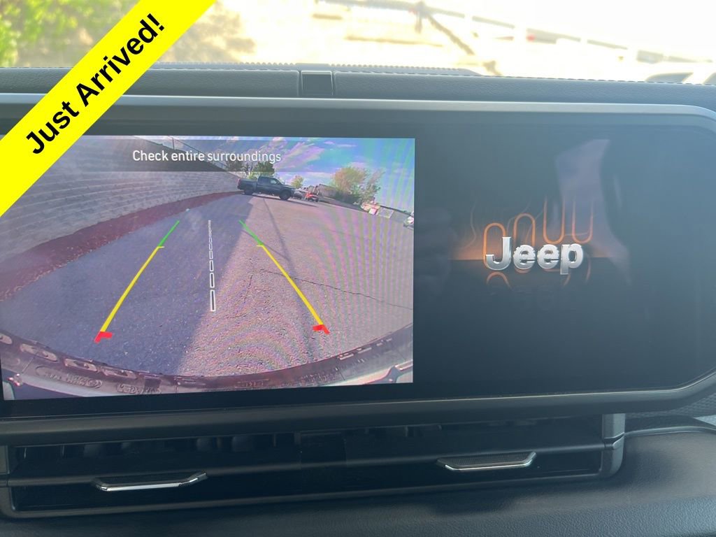 Used 2024 Jeep Wrangler Unlimited Rubicon image 18