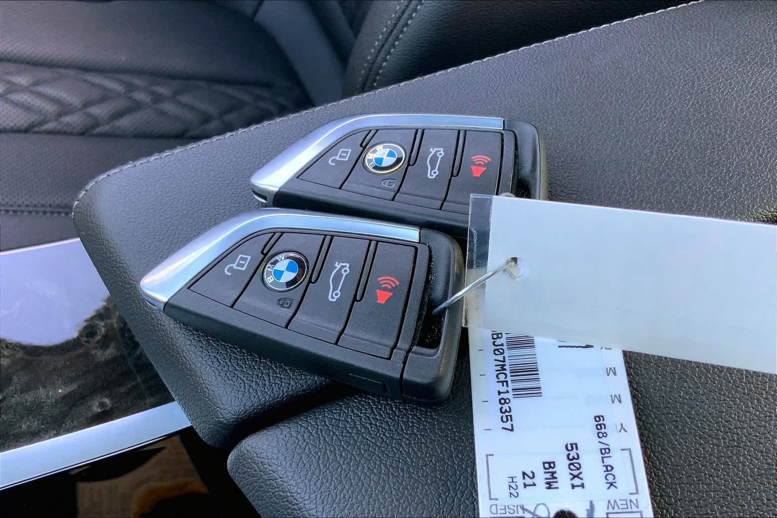 Used 2021 BMW 530i xDrive w/ Convenience Package AWD/4WD image 14