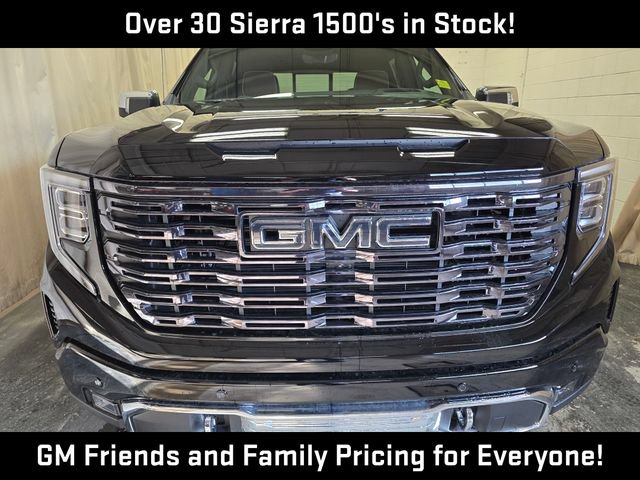 New 2026 GMC Sierra 1500 Denali Ultimate w/ LPO, Black Badging Package AWD/4WD image 5