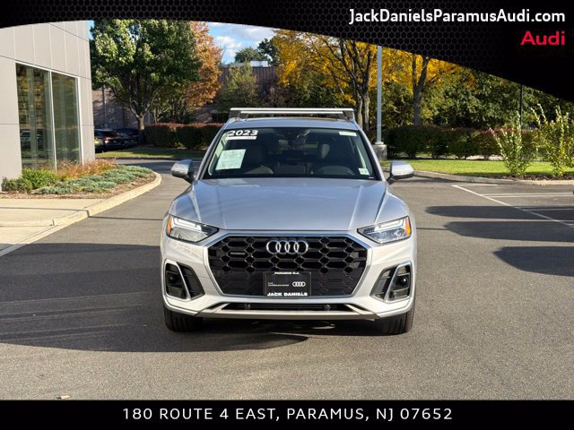 Certified 2023 Audi Q5 2.0T Premium w/ Convenience Package AWD/4WD image 2