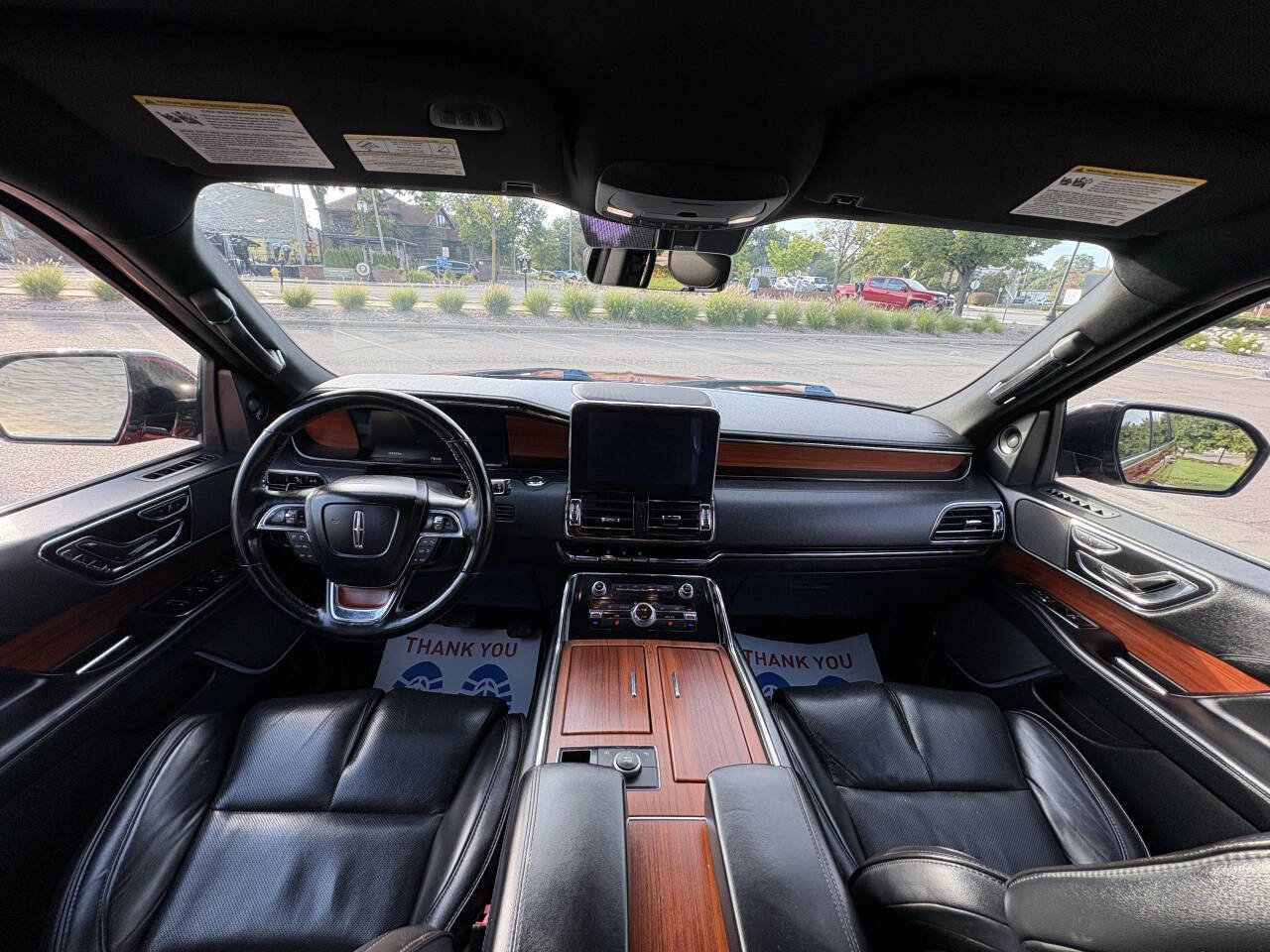 Used 2018 Lincoln Navigator Premiere image 19