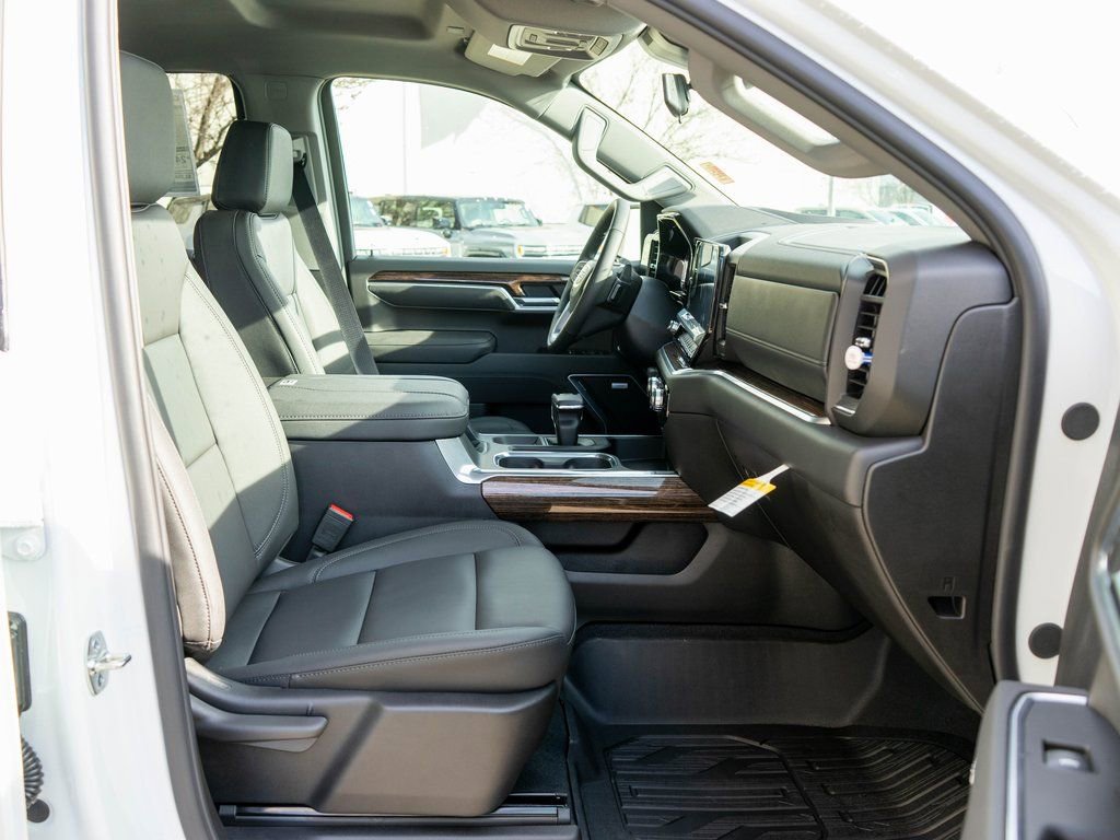 New 2026 GMC Sierra 1500 Elevation w/ Elevation Premium Package image 10