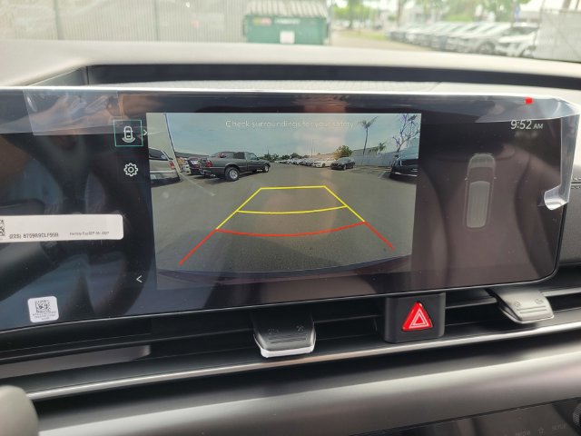 New 2026 Kia Carnival FWD image 10