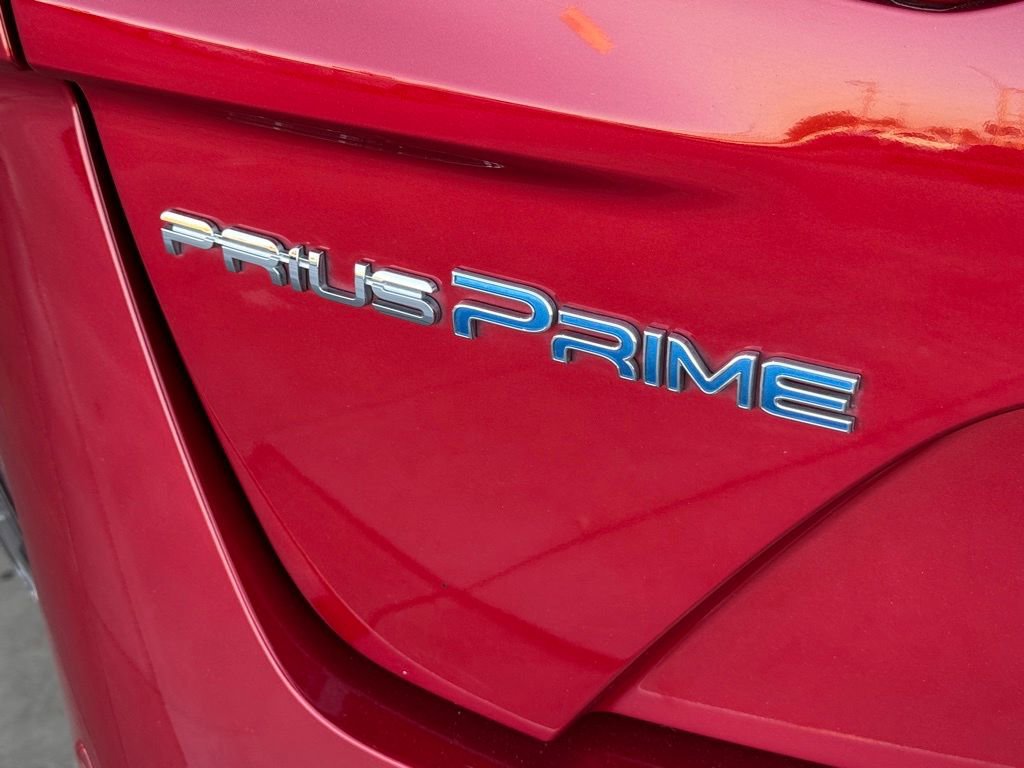 Certified 2018 Toyota Prius Prime Advanced image 13