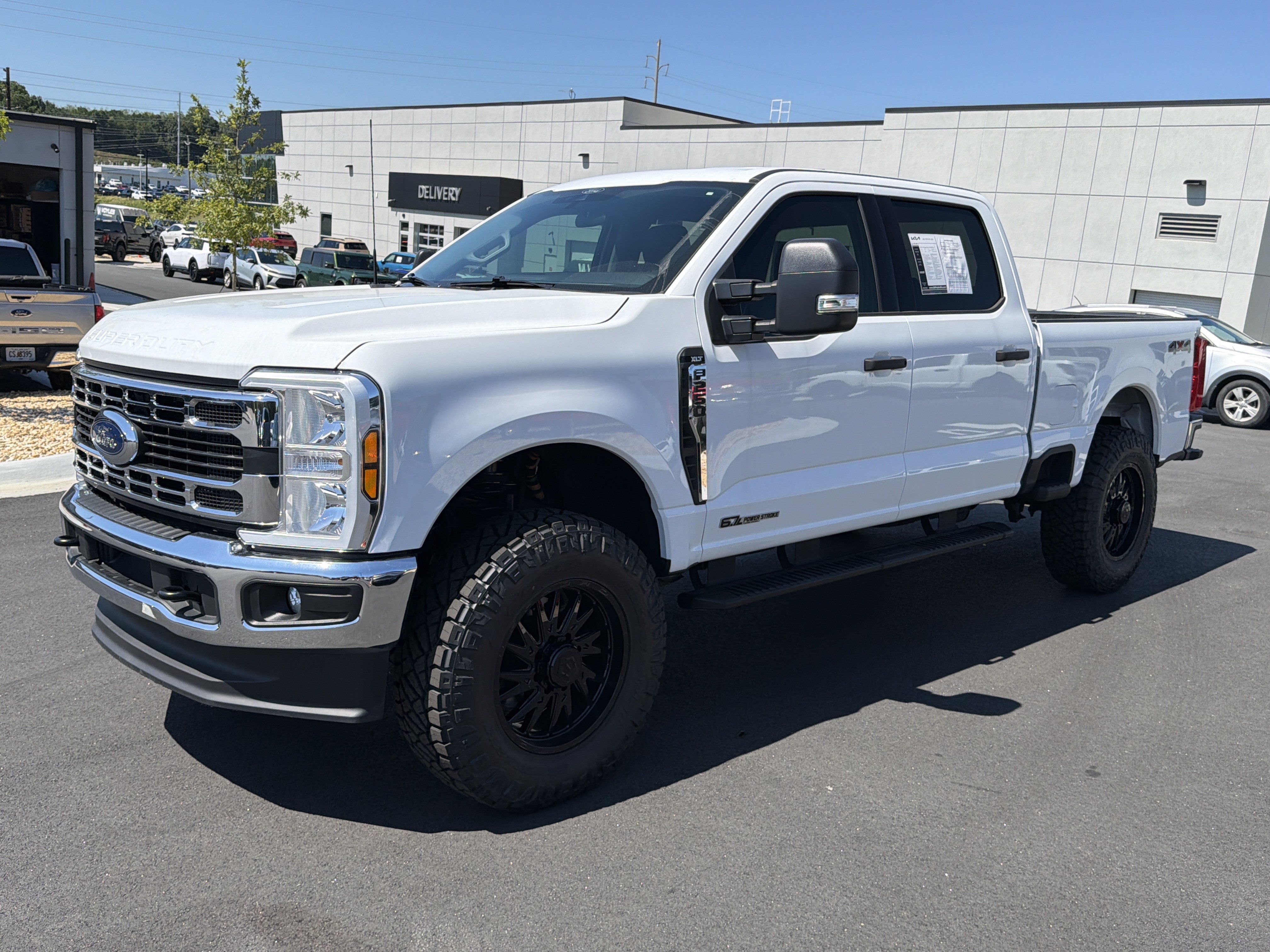 Used 2026 Ford F250 XLT AWD/4WD image 3